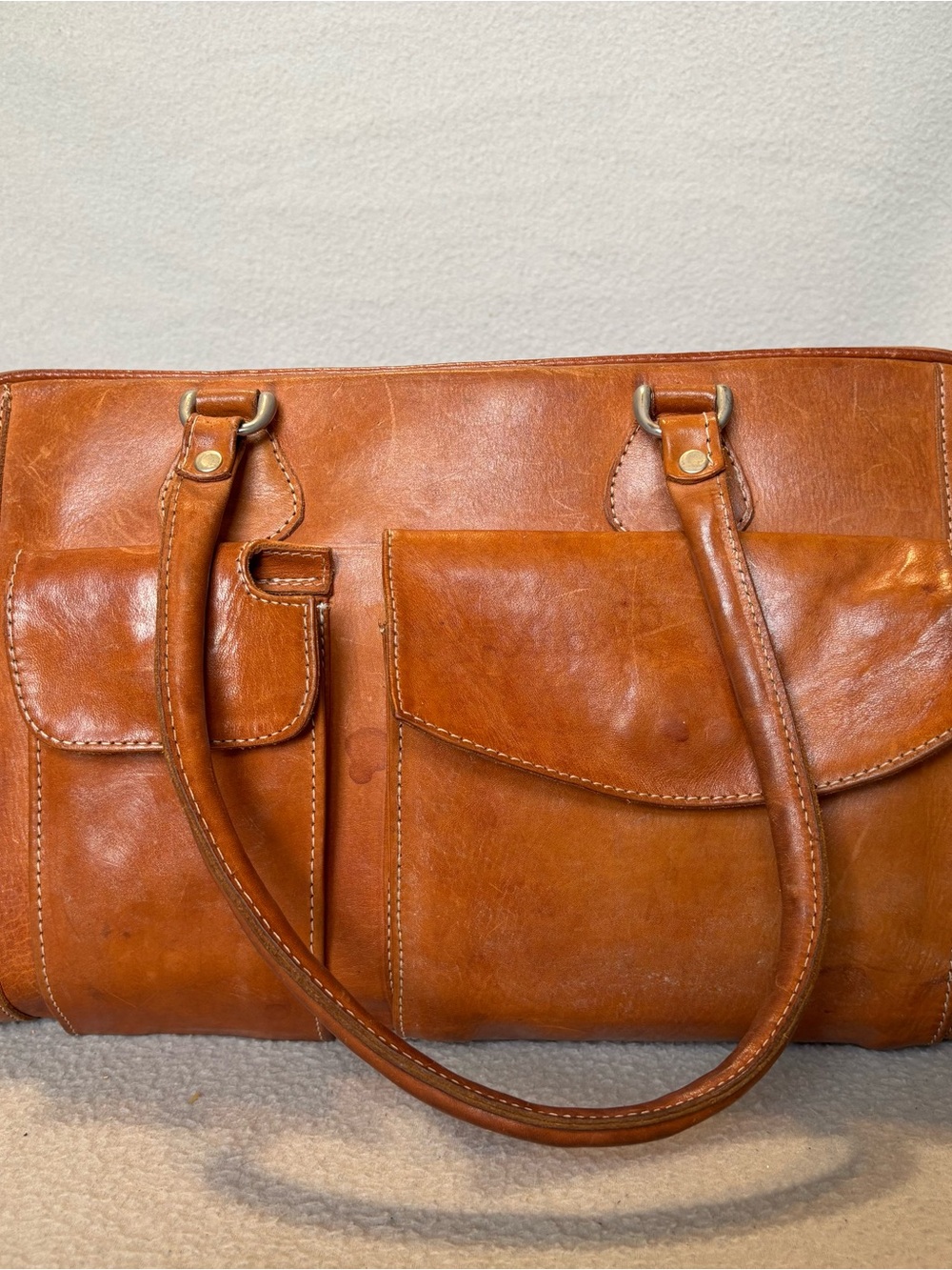 Leaders in Leather Classic Tan Leather Tote Bag made in Paraguay